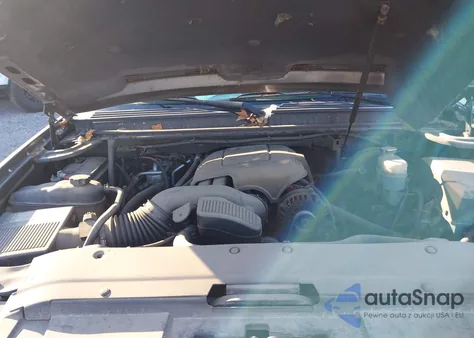 2009 Chevrolet Tahoe Ls z USA, uszkodzony, nr VIN 1GNFK13009R253552